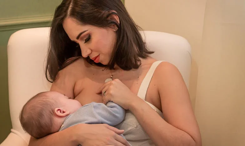 A Mother's Regret: Breastfeeding Her Son for 8 Years