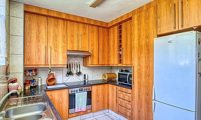 Help! My Mother-in-Law is Furious Over Fridge Shelves